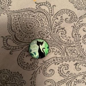 Black cat ginger snap jewelry. For bracelets, earrings, necklaces and rings.